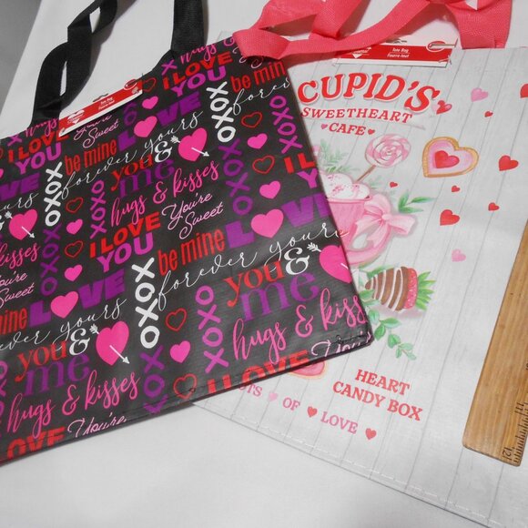 2 NEW Valentine reusable tote shopping Bags Cupid XOXO designs 14X13X6" 💕💕 - Picture 4 of 9